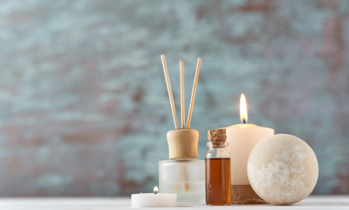 How To Make These 5 Simple DIY Bathroom Scents featured image