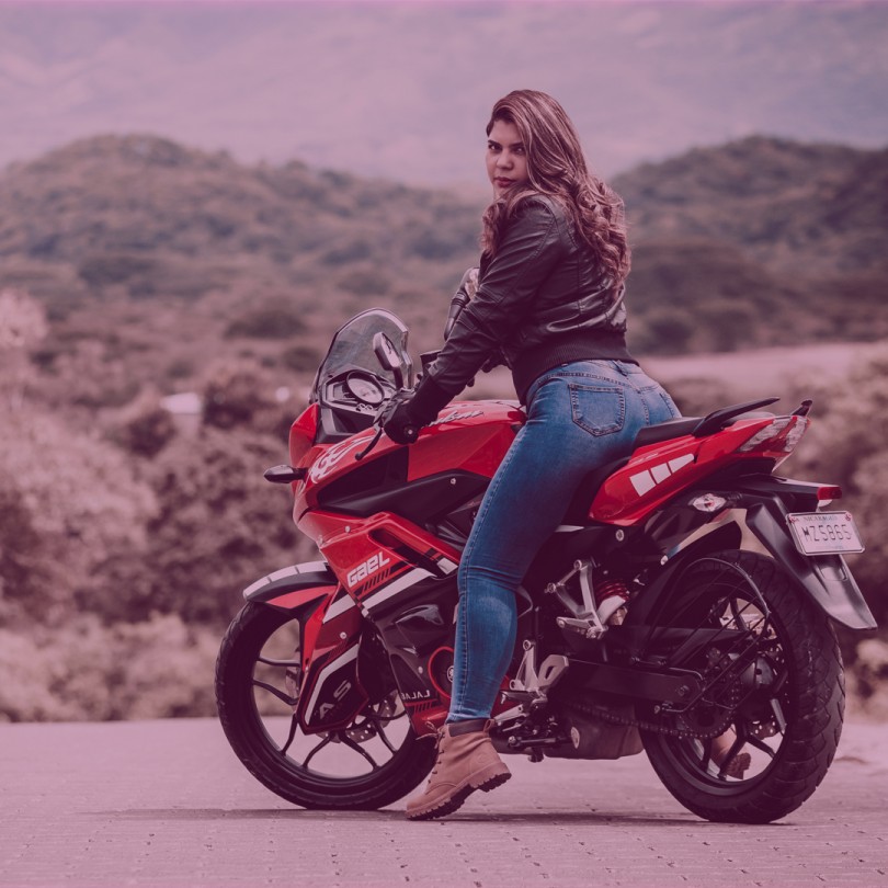 Women’s motorcycle riding gear